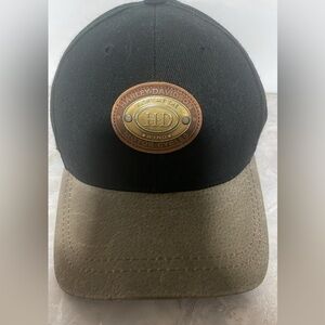 Harley Davidson hat suede brim metal detail great quality